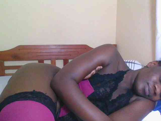 Babyrozzilah webcam
