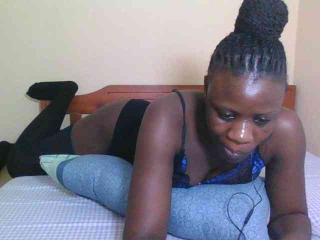 Babyrozzilah webcam