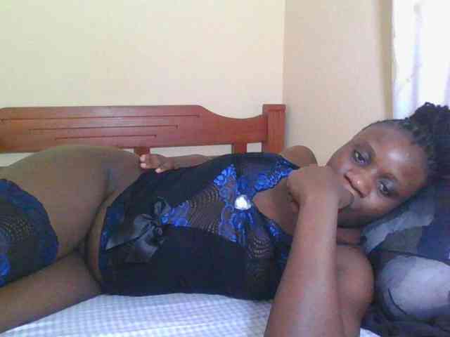Babyrozzilah webcam