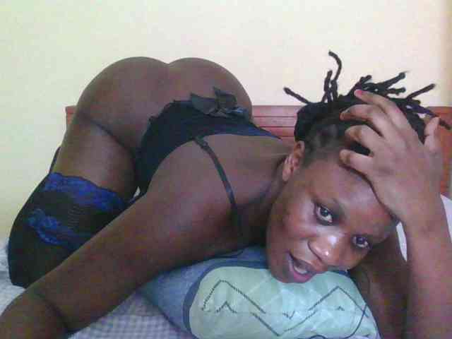 Babyrozzilah webcam