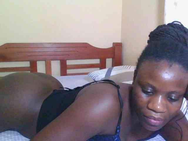 Babyrozzilah webcam