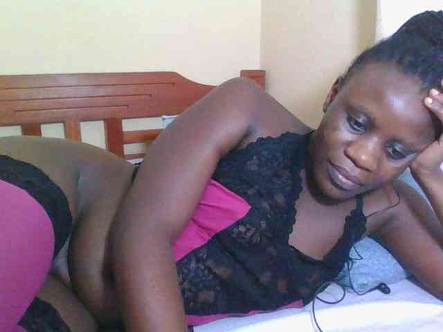 Babyrozzilah webcam