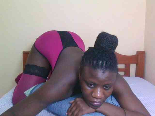 Babyrozzilah webcam