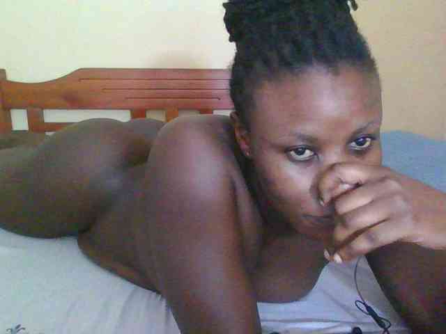 Babyrozzilah webcam