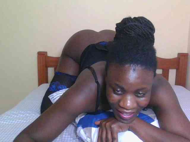 Babyrozzilah webcam