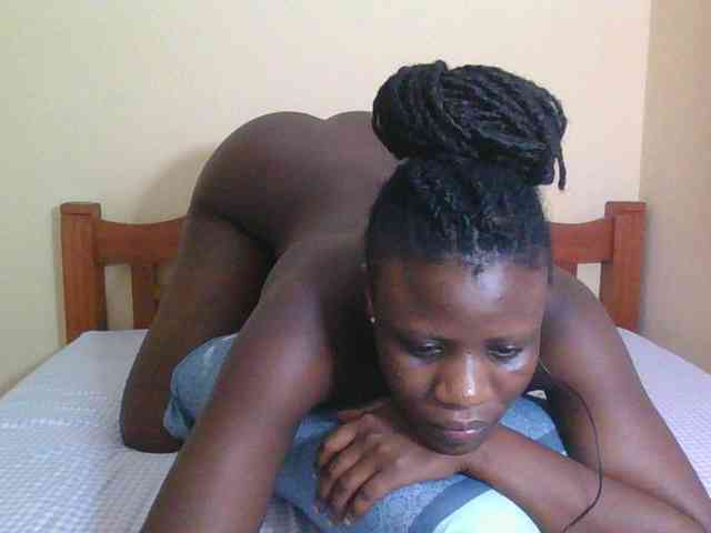 Babyrozzilah webcam