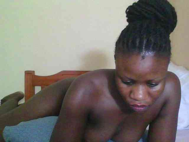 Babyrozzilah webcam