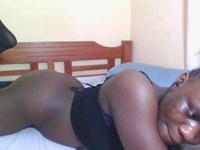 Babyrozzilah webcam