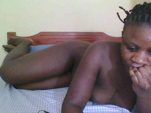 Babyrozzilah webcam