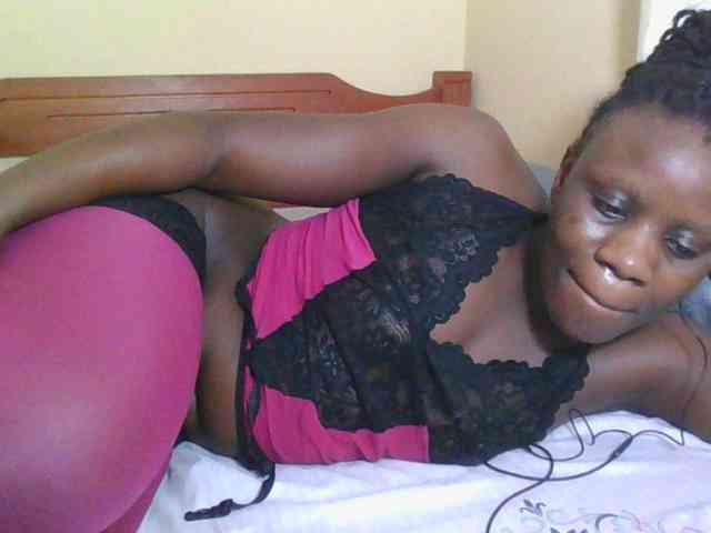 Babyrozzilah webcam