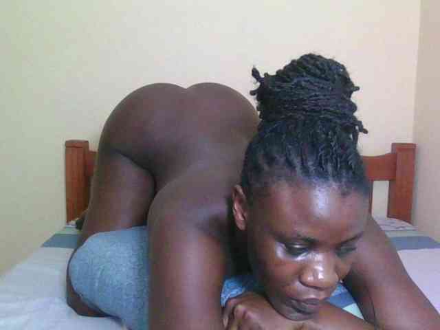 Babyrozzilah webcam