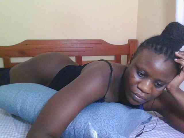 Babyrozzilah webcam