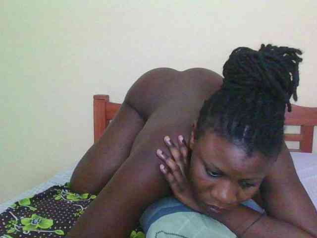 Babyrozzilah webcam