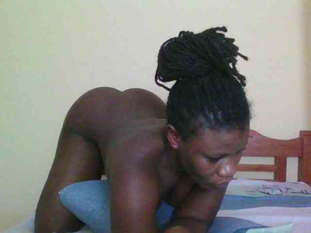 Babyrozzilah webcam