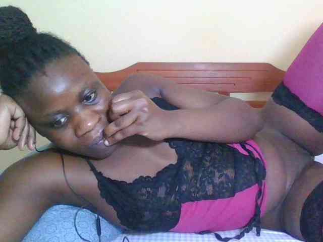 Babyrozzilah webcam