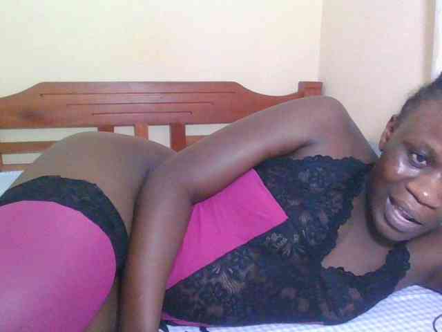 Babyrozzilah webcam