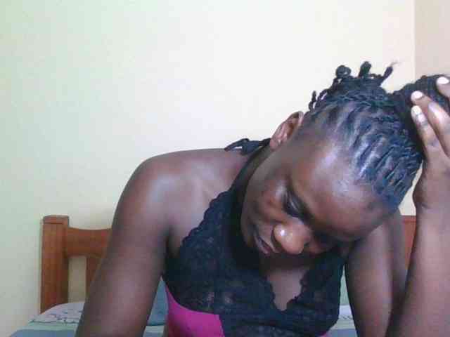 Babyrozzilah webcam
