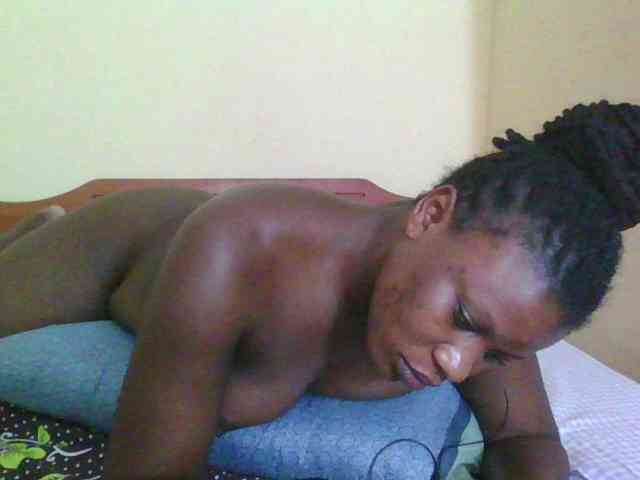 Babyrozzilah webcam