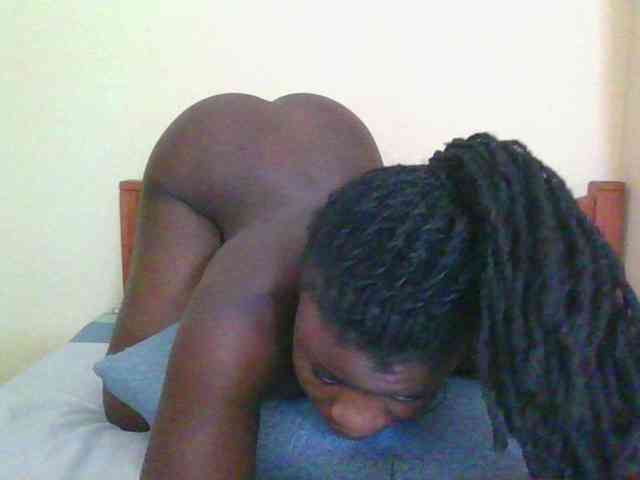 Babyrozzilah webcam