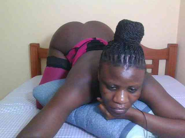 Babyrozzilah webcam