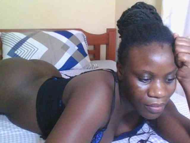 Babyrozzilah webcam