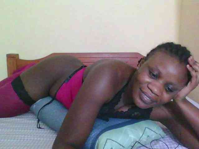 Babyrozzilah webcam
