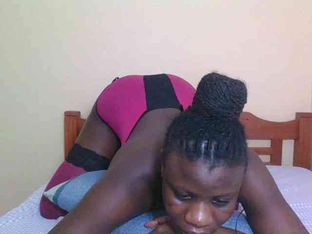 Babyrozzilah webcam
