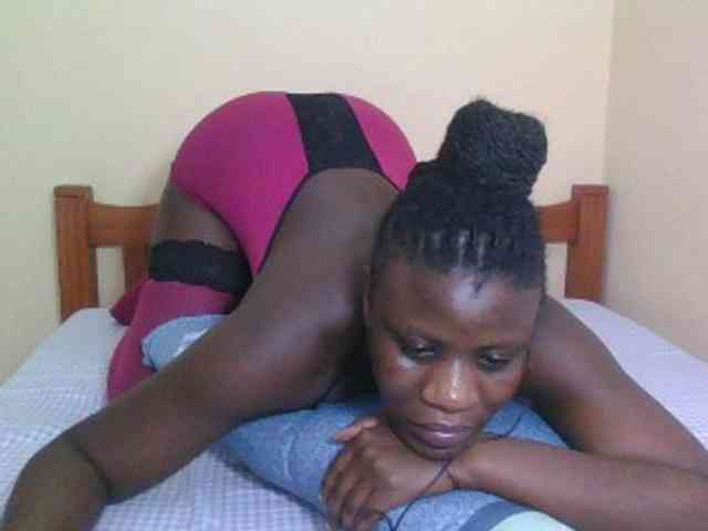 Babyrozzilah webcam