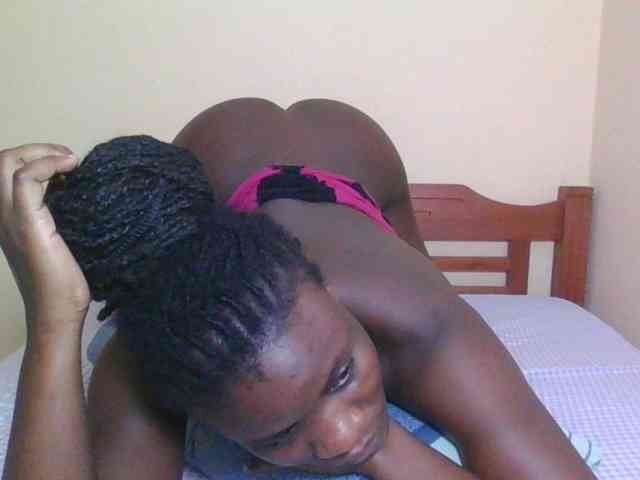 Babyrozzilah webcam