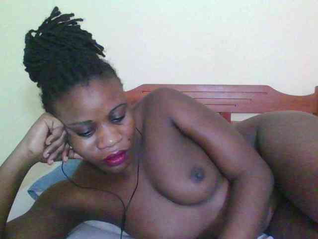Babyrozzilah webcam