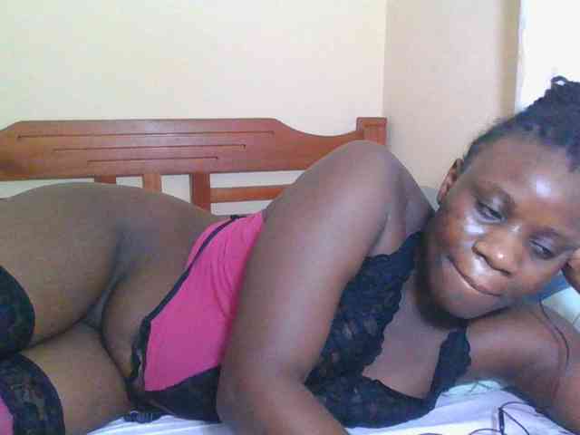 Babyrozzilah webcam