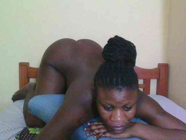 Babyrozzilah webcam