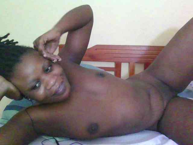 Babyrozzilah webcam