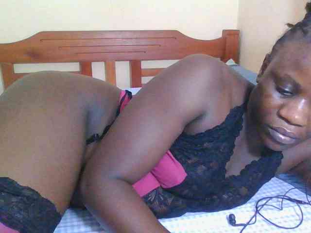 Babyrozzilah webcam