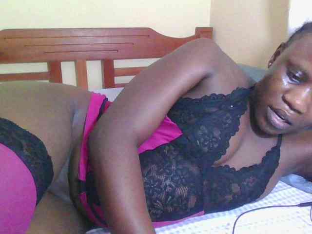 Babyrozzilah webcam