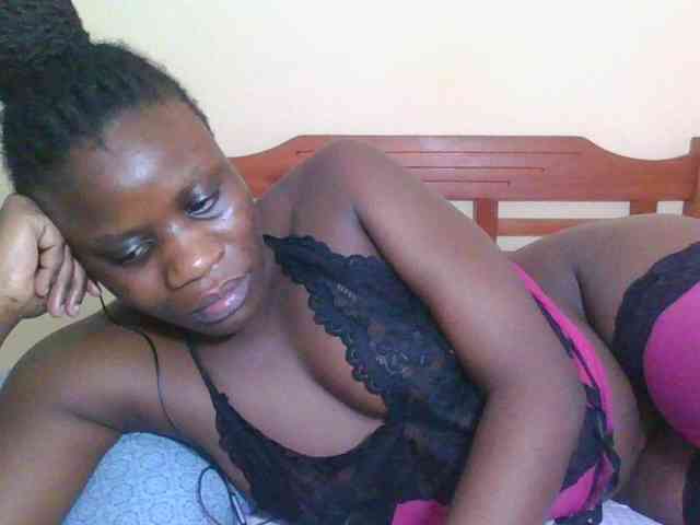 Babyrozzilah webcam