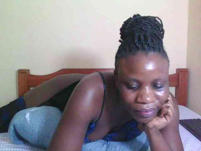 Babyrozzilah webcam
