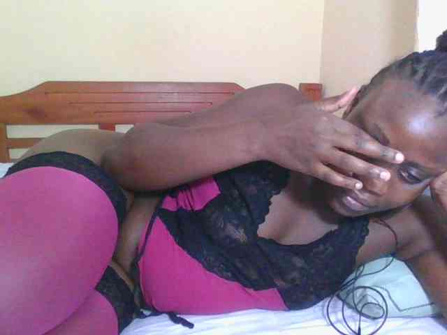 Babyrozzilah webcam