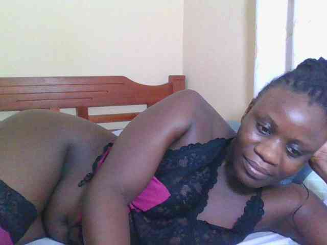 Babyrozzilah webcam