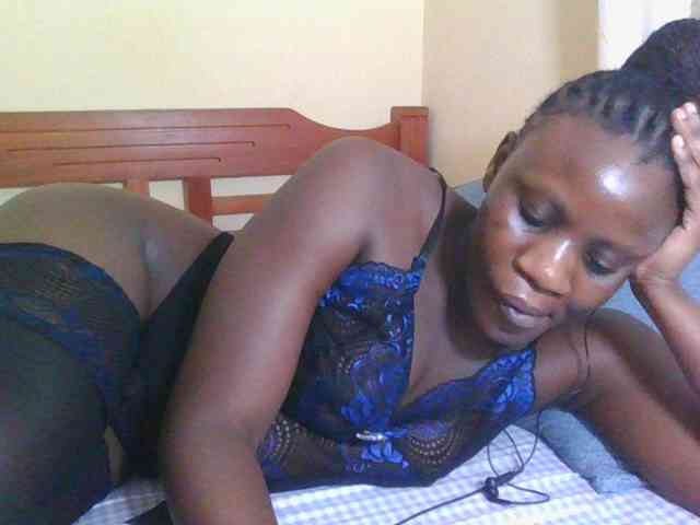 Babyrozzilah webcam