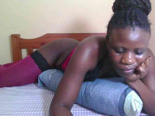 Babyrozzilah webcam