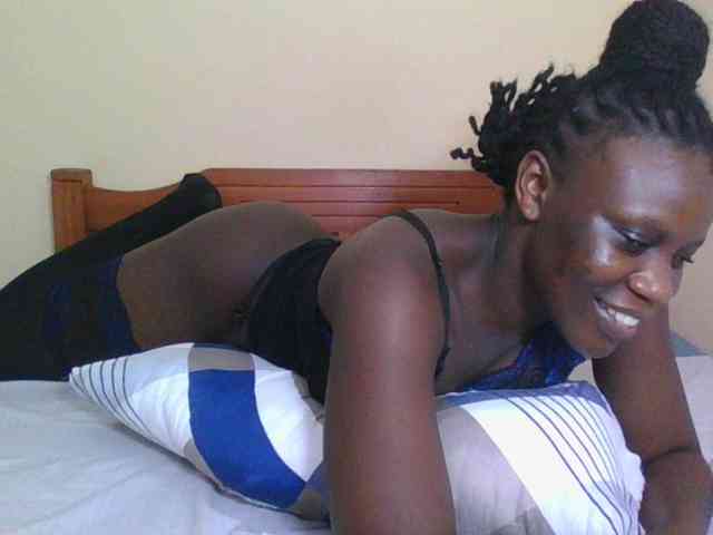 Babyrozzilah webcam