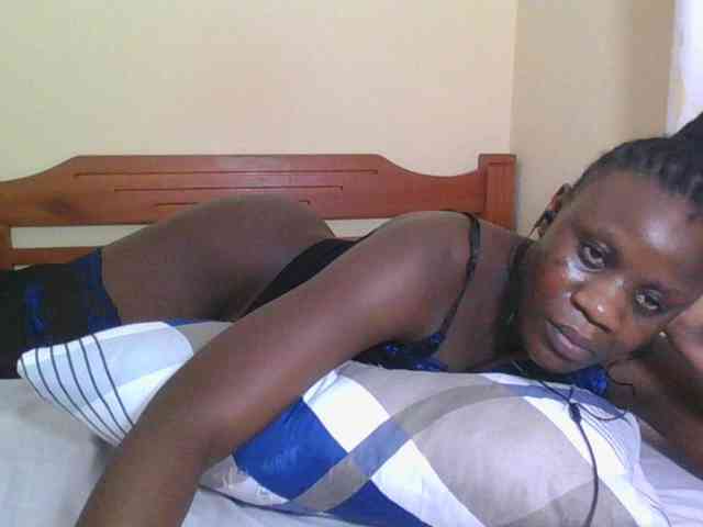 Babyrozzilah webcam