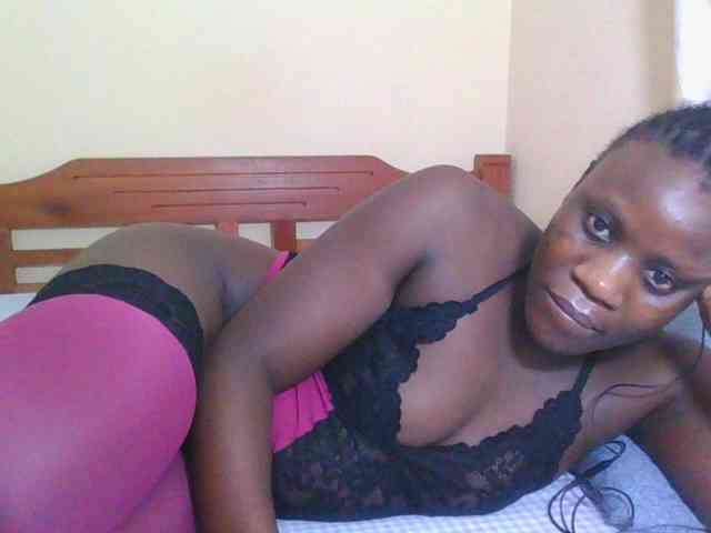 Babyrozzilah webcam