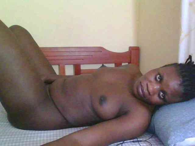 Babyrozzilah webcam