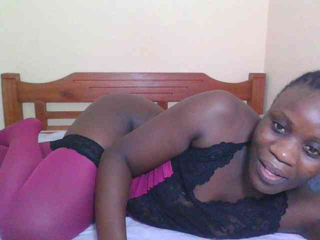 Babyrozzilah webcam
