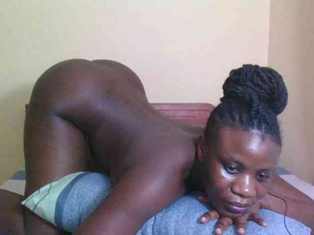 Babyrozzilah webcam
