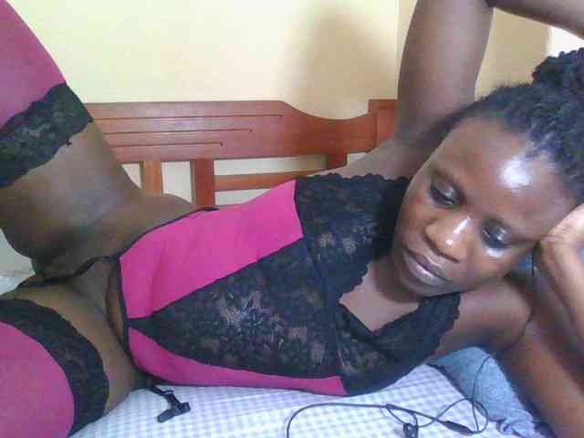 Babyrozzilah webcam