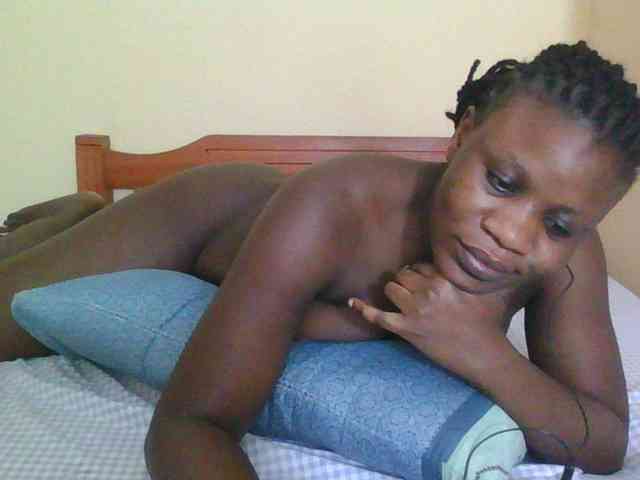 Babyrozzilah webcam