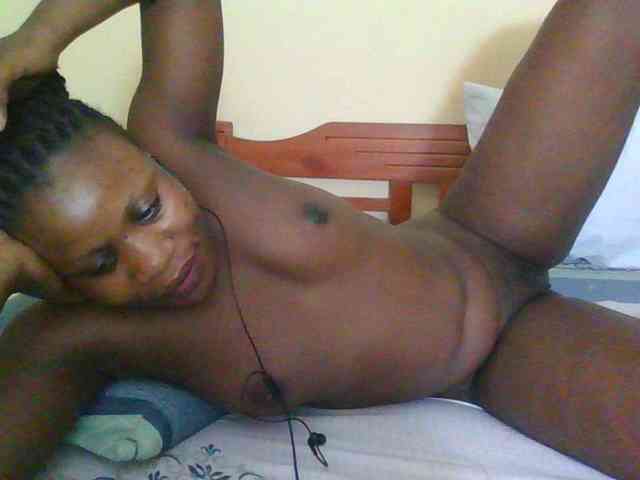 Babyrozzilah webcam